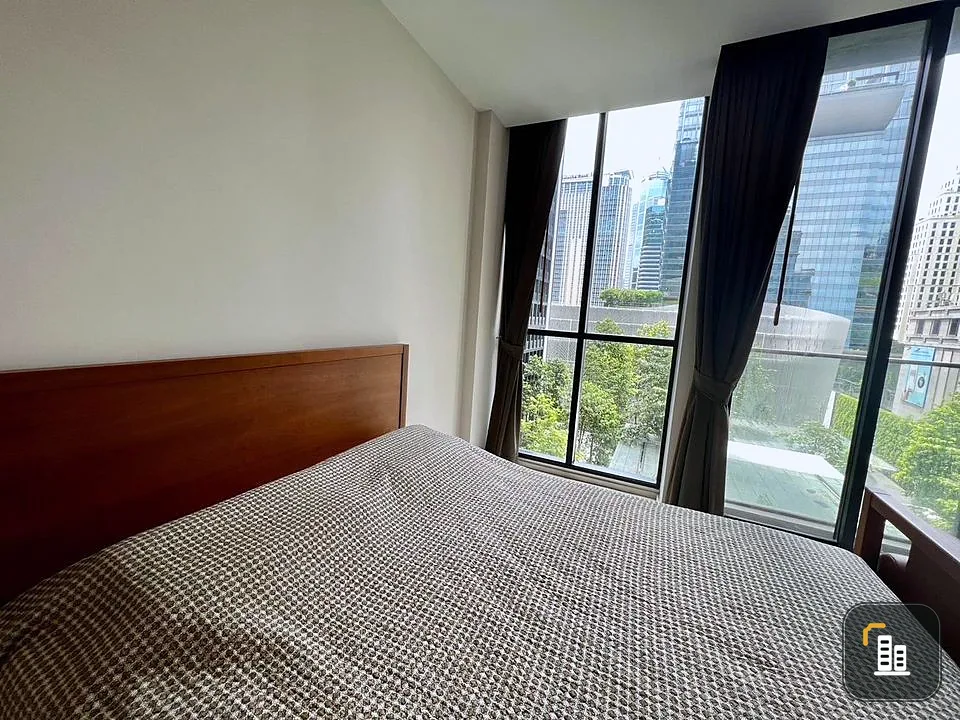 Condo for rent, Noble Ploenchit, decorated with built-ins. Plenty of usable space, private elevator, super cool, reserve quickly.
