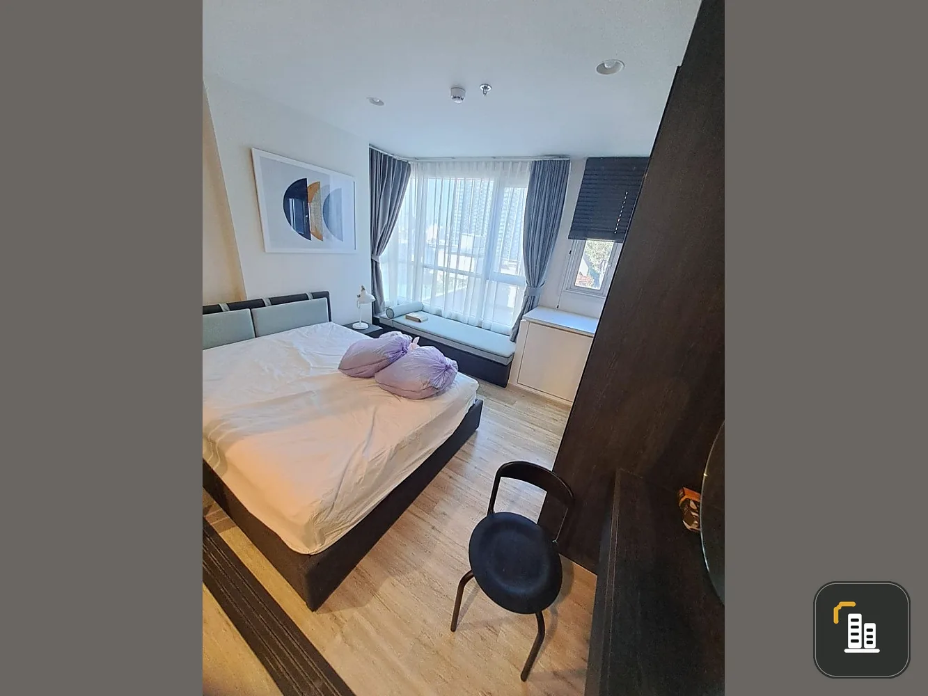 Condo for rent, XT Huai Khwang, separated room, private, high floor, don't wait.
