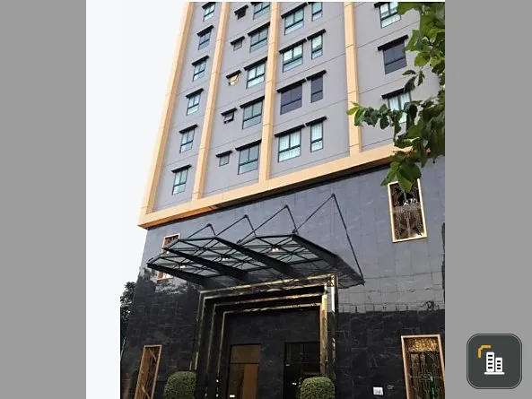 Thana Astoria Condo for sale, room ready to move in Amenities are ready. The view from the height is good. Book now.