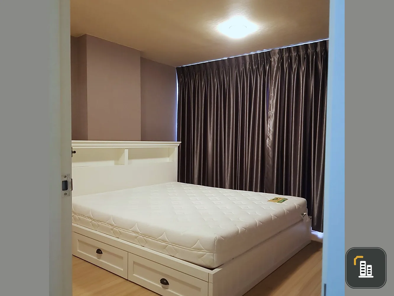 For sale, rent, Chateau In Town Sukhumvit 62/1, well furnished, complete electrical appliances. Just carry your bag and move in.