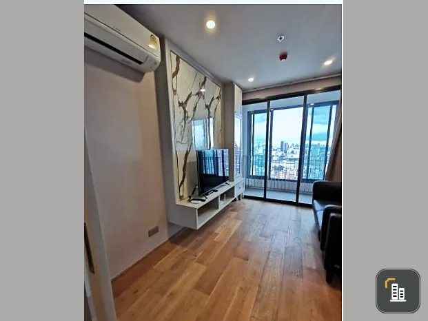 Condo for rent Q Chidlom-Phetchaburi Beautifully decorated with built-ins in white tones. Ready to reserve now. If you miss it, you'll regret it.