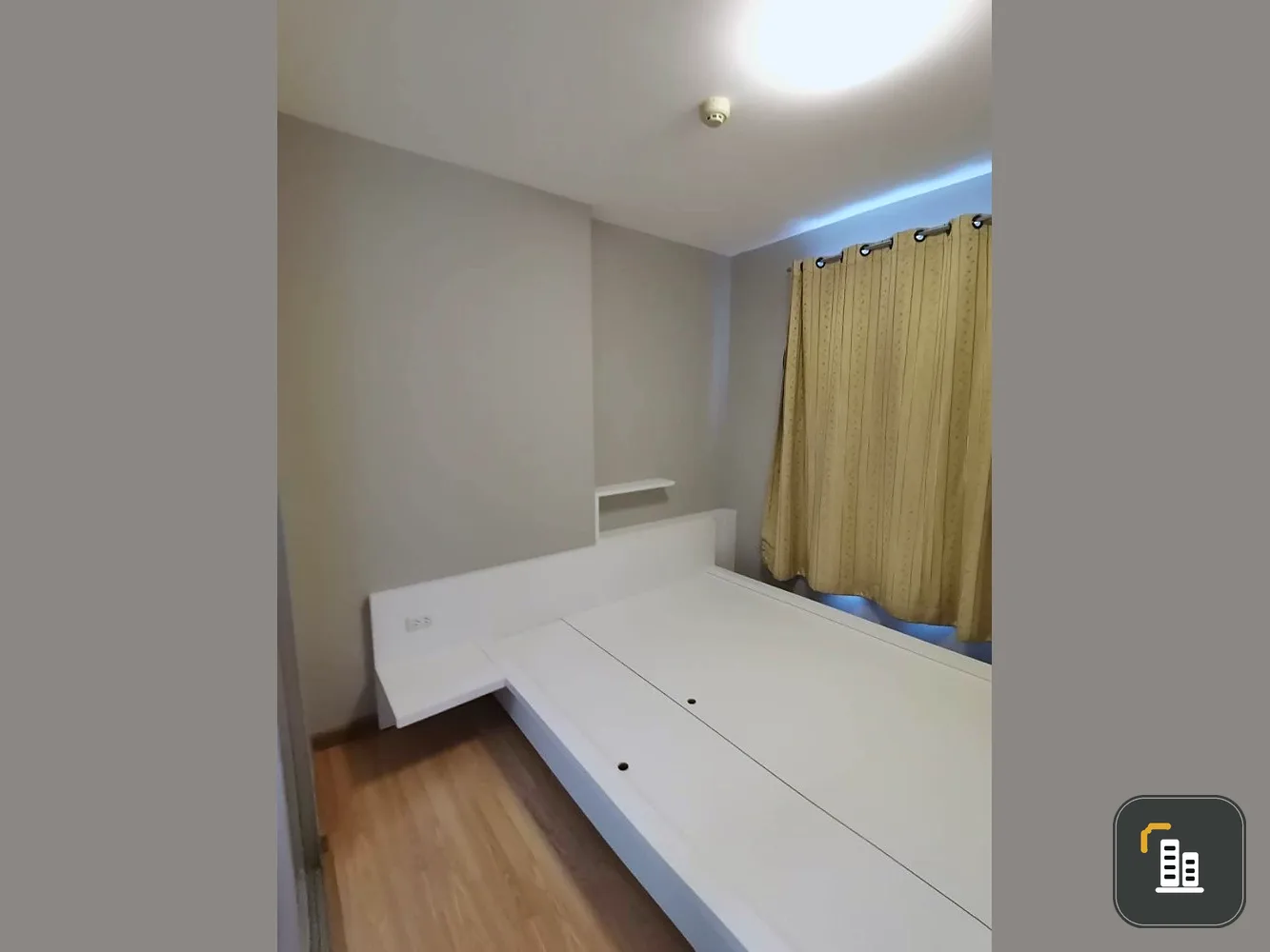 Condo for sale, The Trust Residence Pinklao (Borommaratchachonnani), partitioned room, ready to move in, this good, reserve quickly.
