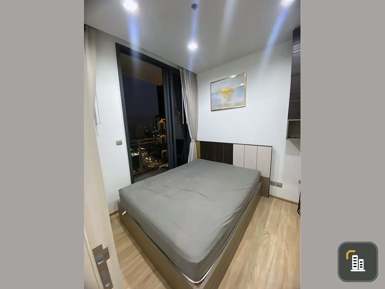 For rent, The Line Phahon - Pradipat, nice room, furnished + electrical appliances ready. Book now, don't miss it.