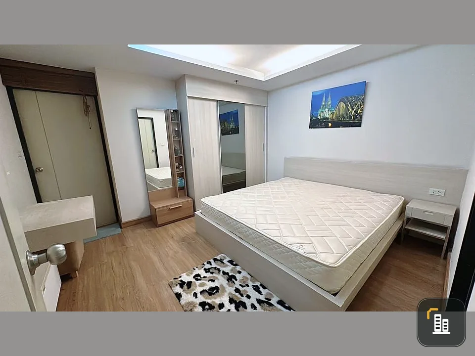 Condo for sale 88 The Terminal Sirindhorn Pinklao, decorated room, ready to move in. Complete amenities. Book now.