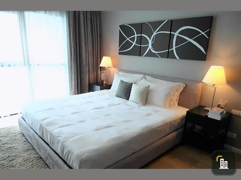 Condo for sale, rent, Sathorn Gardens, high floor, good view, complete furniture and electrical appliances, urgent.