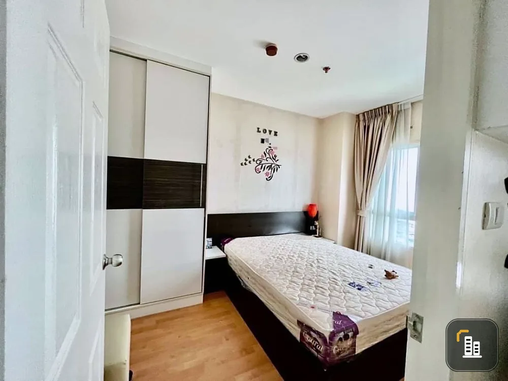 For sale: BTS Residence, high floor, 1 bedroom, complete amenities. If interested, reserve quickly.