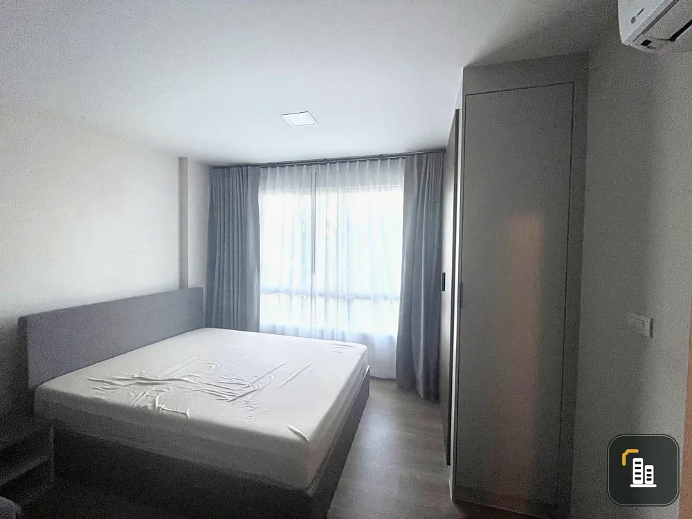 For sale and rent, D Condo Charan-Bang Khun Non, nice room, good furniture. Great electrical appliances. Hurry and reserve now.