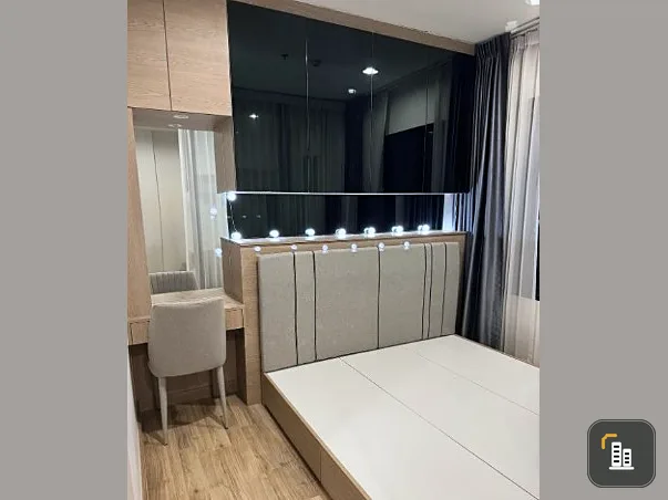 Niche Mono Sukumvit-Bearing for sale, skytrain view, great built-ins, great price, reserve now.