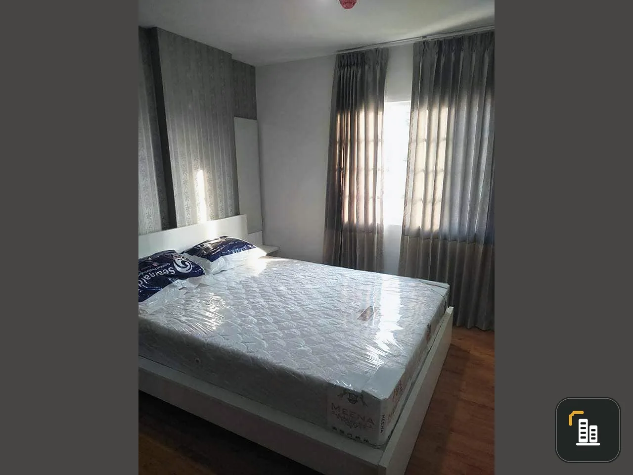 Condo for sale, Tulip Square, furniture + electrical appliances, ready to move in, cute price, reserve now.