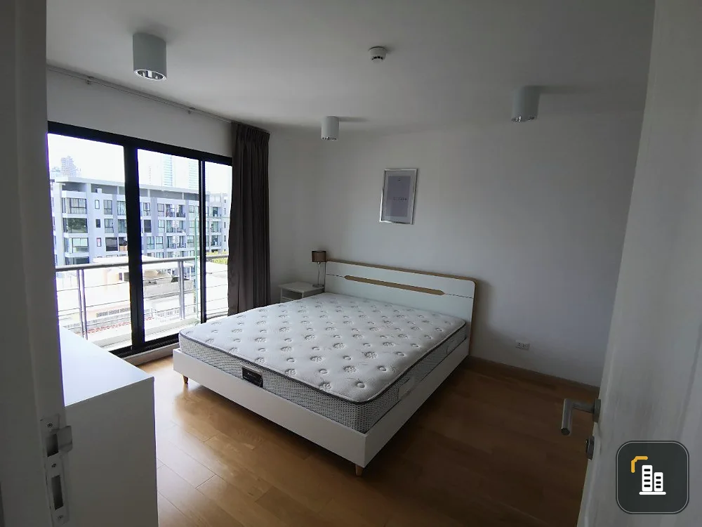 For sale: Tourmaline (Gold) Sathorn-Taksin, 3rd floor, fully furnished, ready to move in immediately. Book now, don't miss it, hurry up.