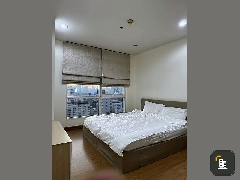 Urgently for rent, Condo The Complete Ratchaprarop, spacious room. With usable space, good price, move quickly.