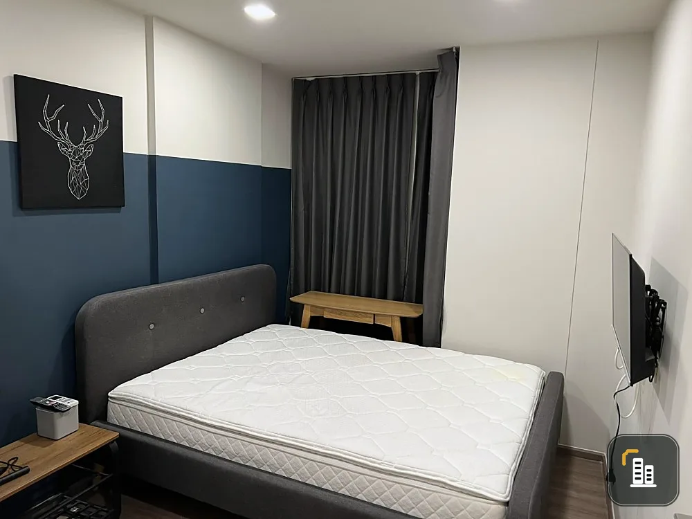 Urgent sale!! Condo The Base Sukhumvit 50, 8th floor, Building B, city view, large room, complete amenities, don't miss it!!