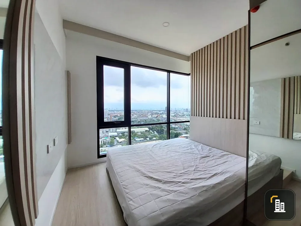 For rent: Knightsbridge Sukhumvit-Theparak, beautiful room, fully built-in, good view, no blocking buildings. Book now and you definitely won't be dis
