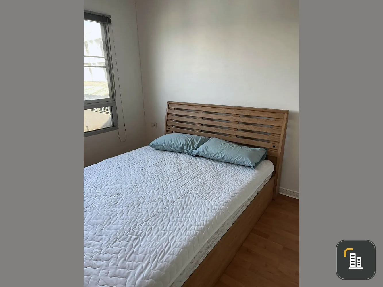 For sale or rent Lumpini Ville Cultural Center The room is divided into proportions. Convenient travel The central area is awesome. Book now.