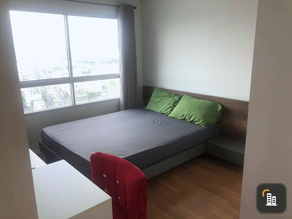 For rent: Lumpini Place Suksawat - Rama 2, 26th floor, north, swimming pool view. Fully furnished, reserve now.