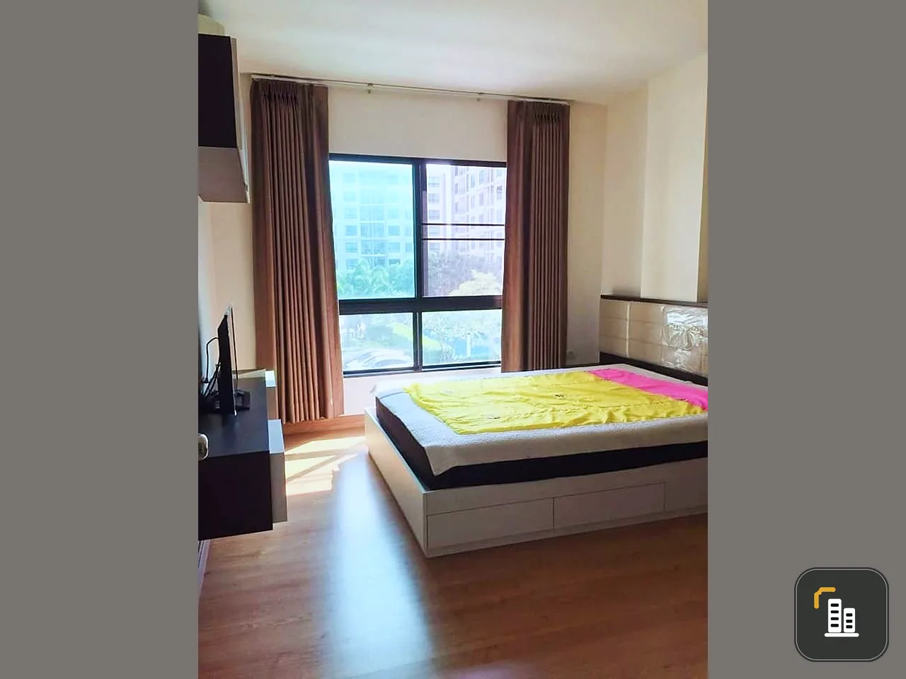 For sale: Supalai Cute Ratchayothin-Phahonyothin 34, swimming pool view, wide balcony, divided into sections. Book now.