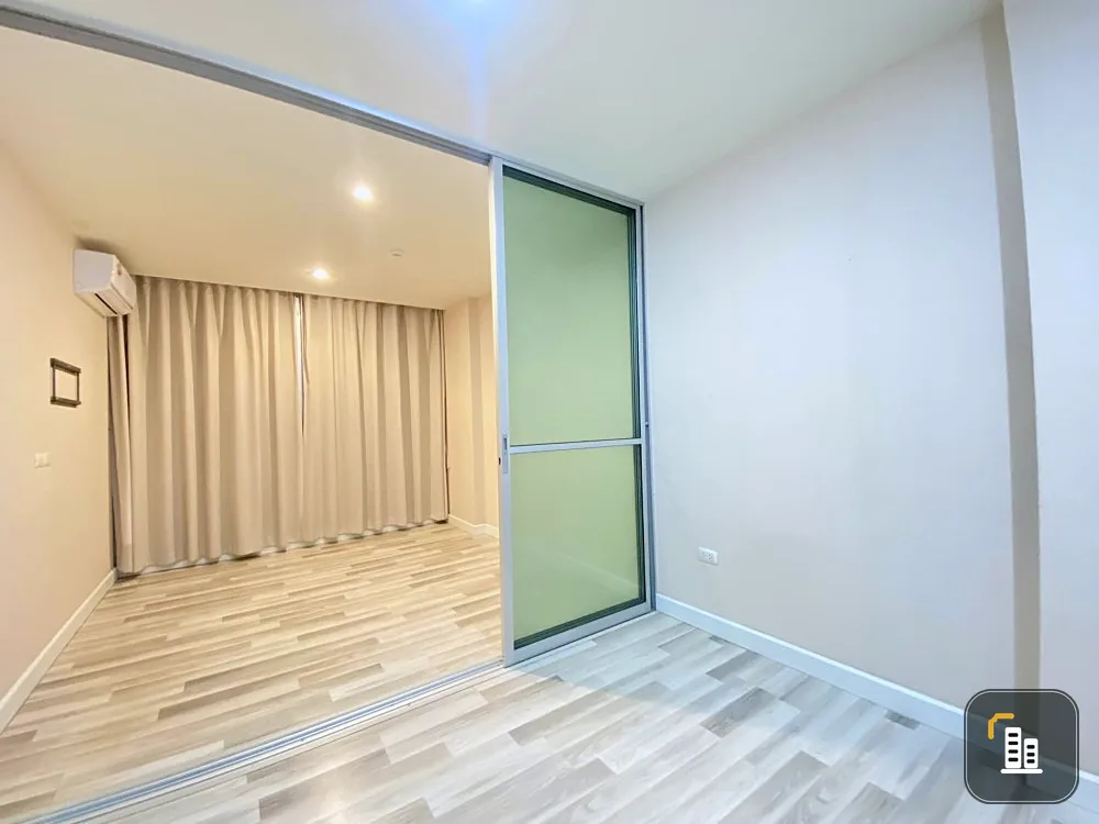 Condo for sale, The Cube Ramkhamhaeng, empty room, 1st floor, suitable for renovations, reserve quickly.