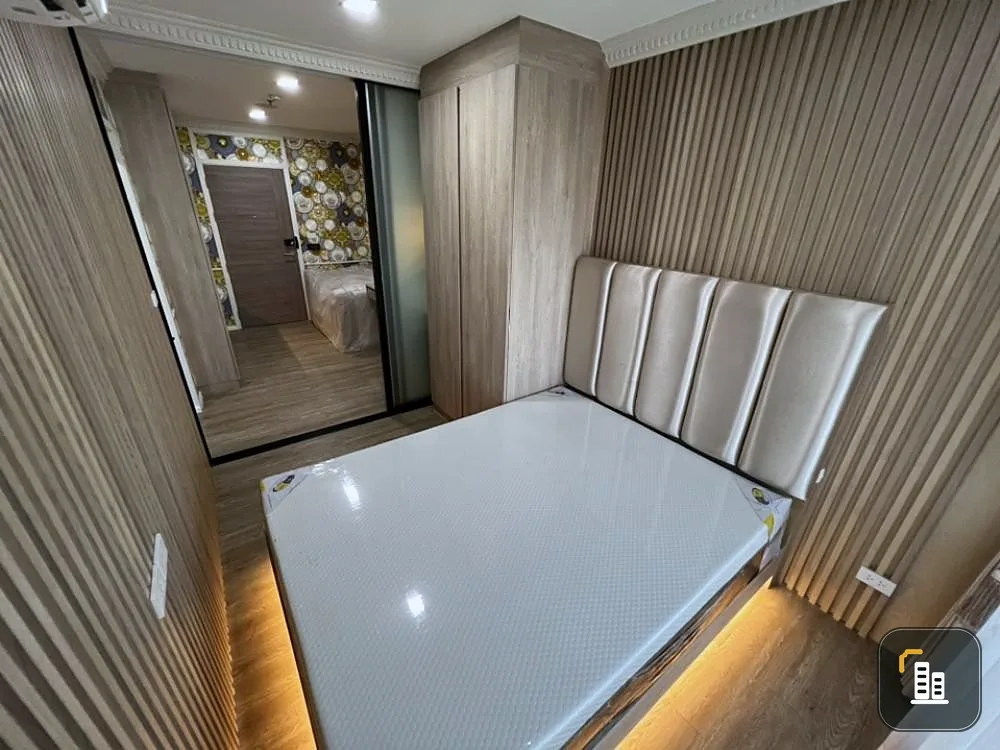 For sale: Modiz Sukhumvit 50, 12th floor, spacious room, comfortable to live in, fully furnished, hurry to reserve and own it. Urgent.