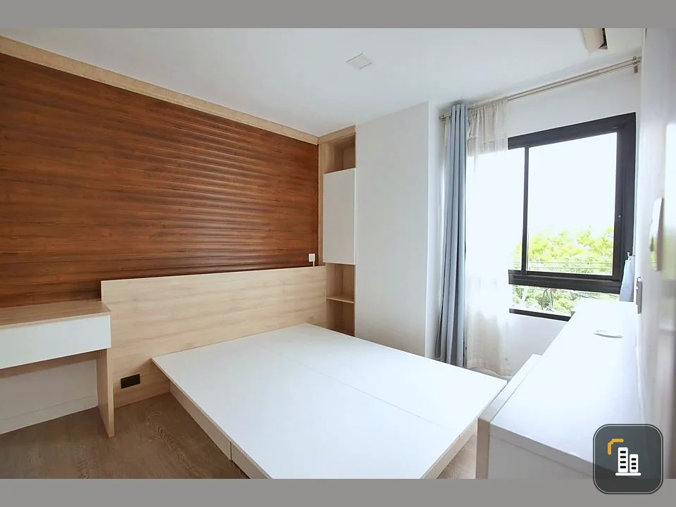 Condo for sale Pause Sukhumvit 103, corner room facing east, decorated in minimal style, emphasizing creamy white, book now.