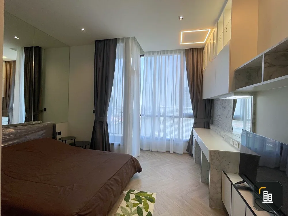 For rent: Chapter Charoennakhorn-Riverside, STUDIO room, pleasantly decorated, very stylish. Don't make a mistake booking.