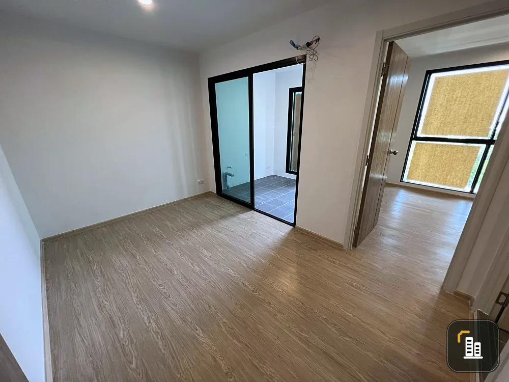 For sale: The Excel Ratchada 18, 8th floor, divided into sections. Fully furnished, hurry and reserve now, great value.