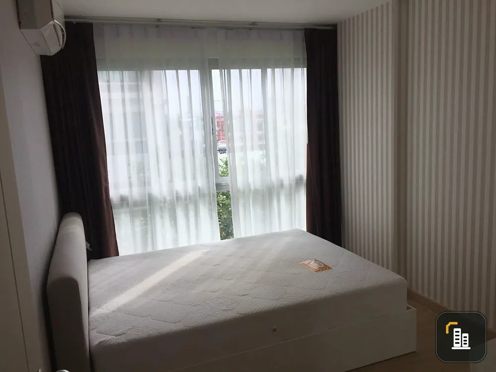 Condo for sale, Natureza Art, North Pattaya, 4th floor, room decorated simply. Install wallpaper Hurry and reserve it quickly.