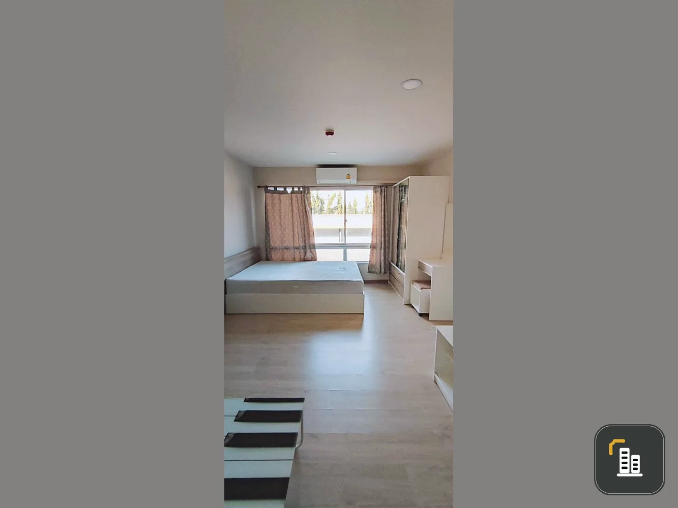 For rent: B Condo Phahon Yothin, 3rd floor, comes with complete decorations. Book now, don't miss it, hurry up.