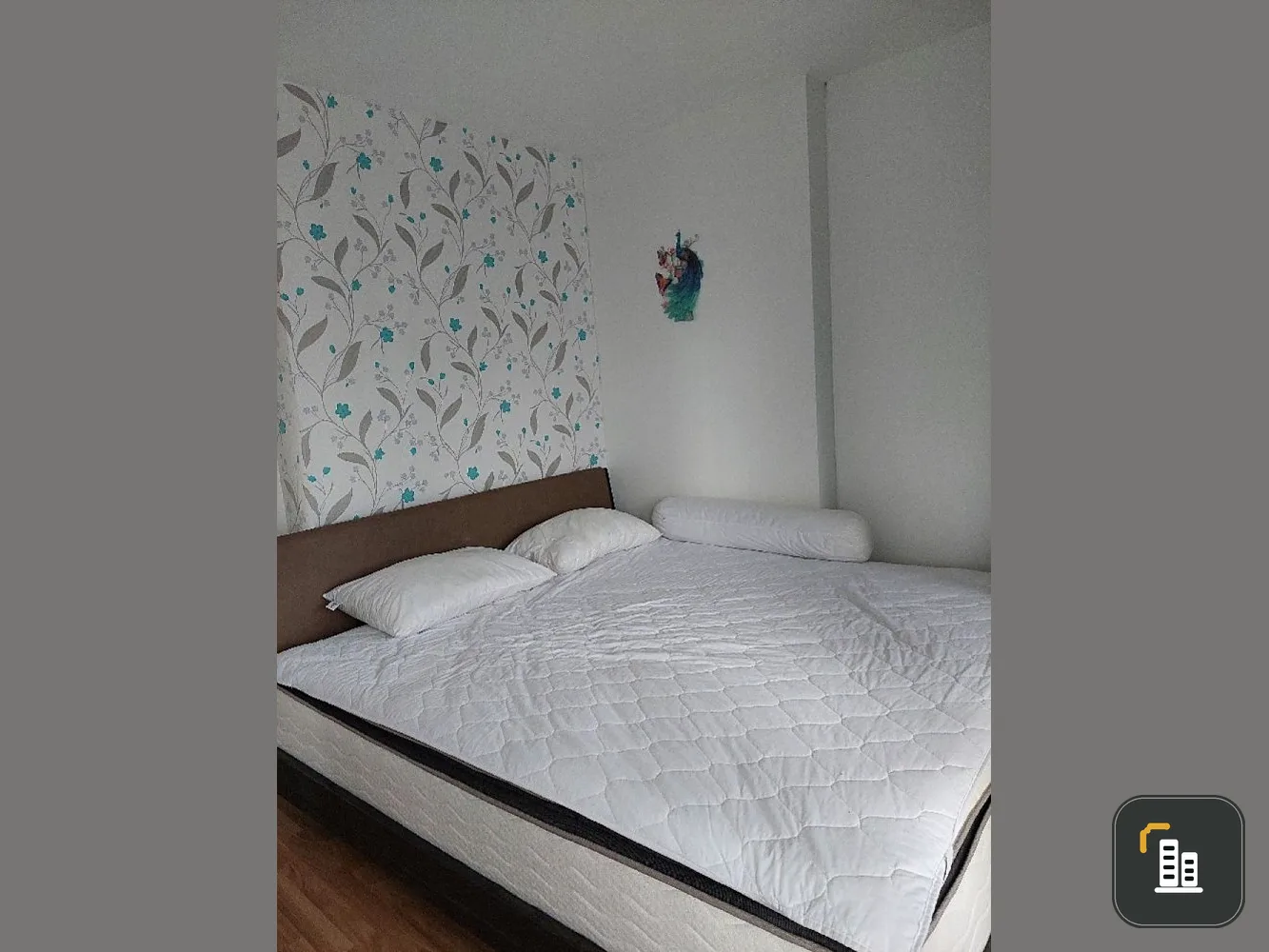 For sale rent The One Plus D Hua Mak 12, 8th floor, corner room, open view, fully furnished, good price. If interested, hurry and reserve now. Urgent.