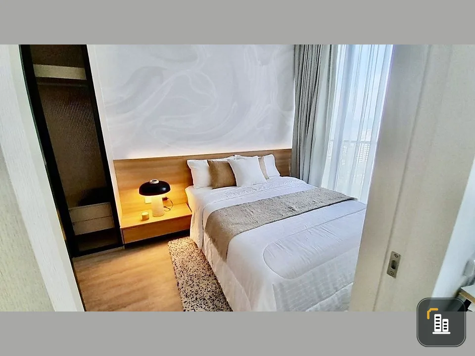 For rent: Noble State 39, high floor, great built-ins, premium grade furniture. Don't just look, hurry and reserve now.