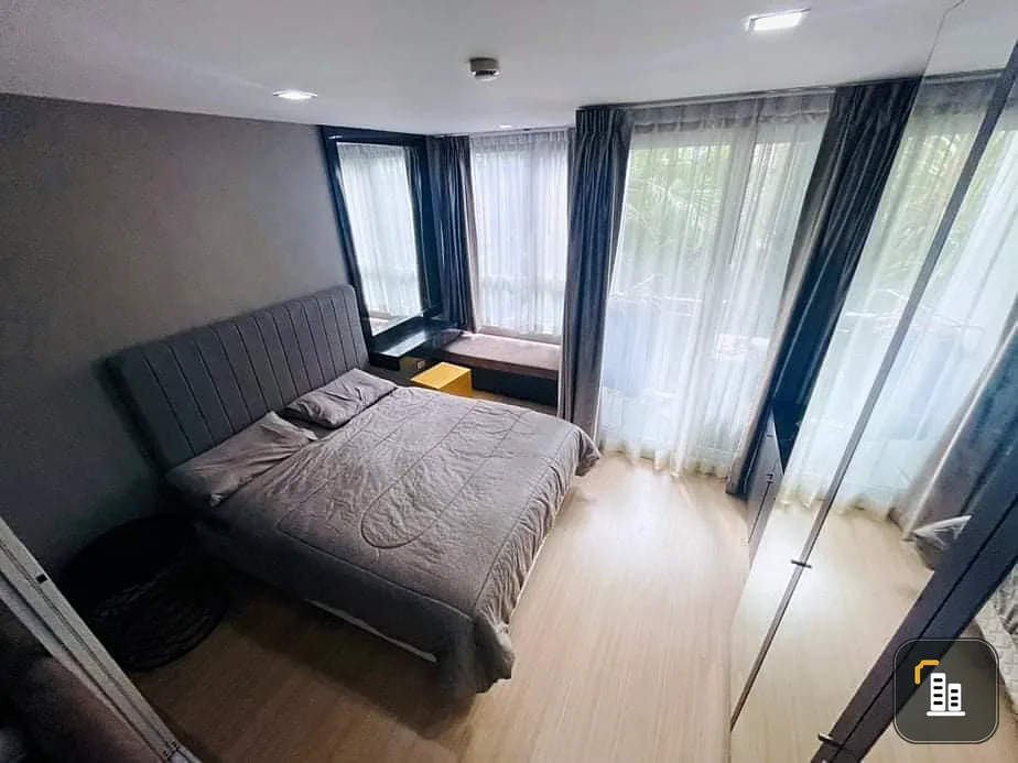 Condo for sale or rent, Mayfair Place Sukhumvit 64, decorated in gray tones. Built-in furniture, lovely, don't miss it.