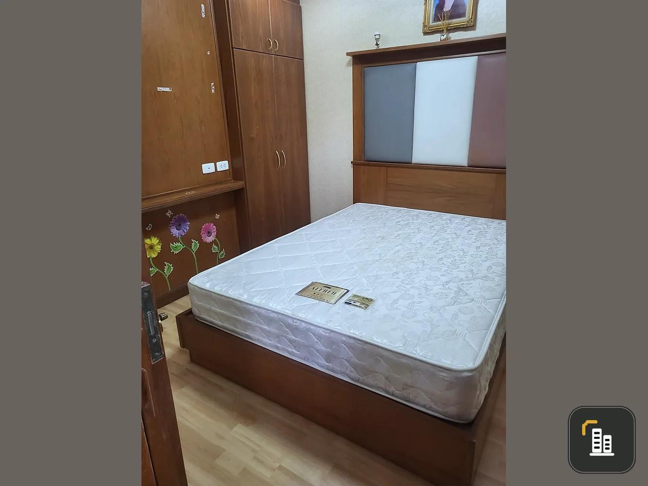 Rent Ratchada City 18, simply decorated room, ready to move in, complete set of furniture, with separate kitchen, good like this, book now.