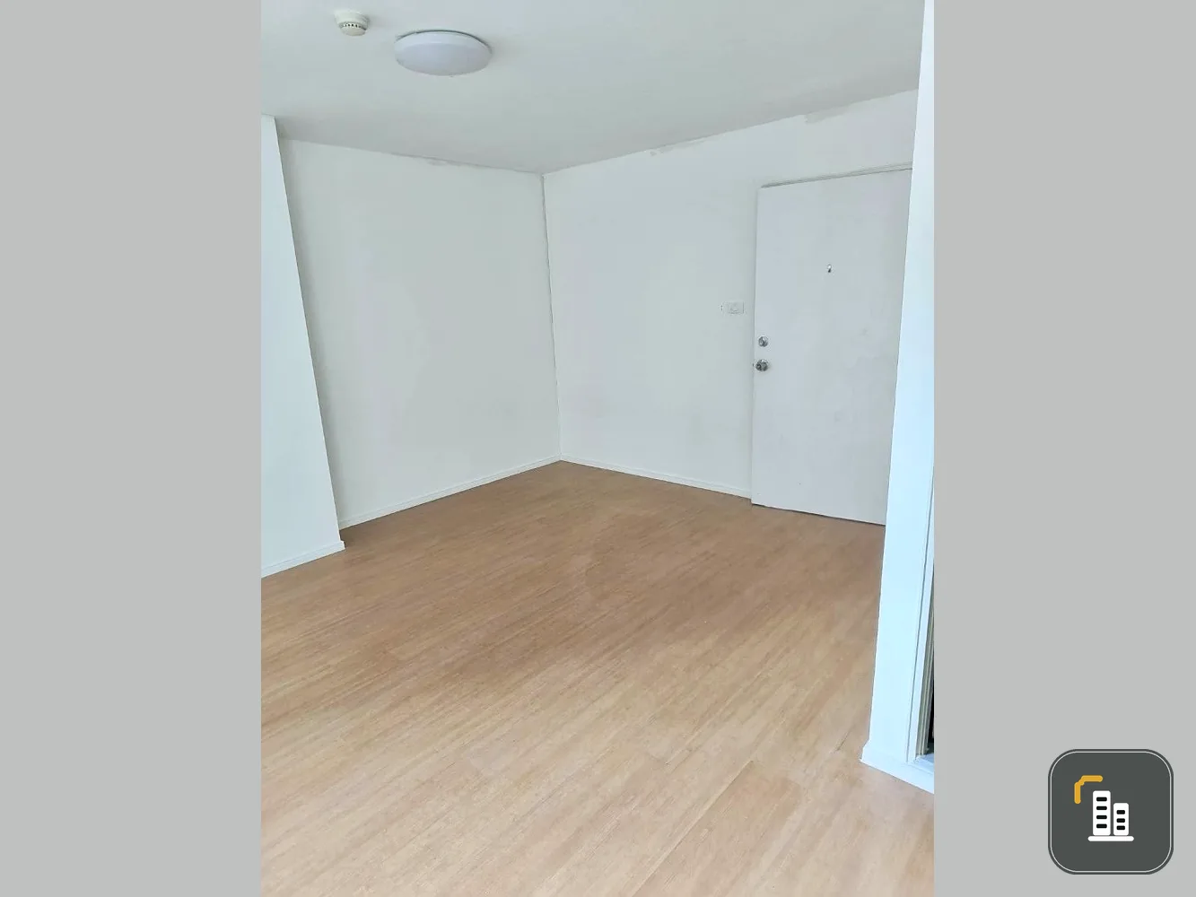 Condo for sale, Lumpini Township, Rangsit, Khlong 1, empty room, suitable for those who like to renovate, reasonable price, reserve quickly.
