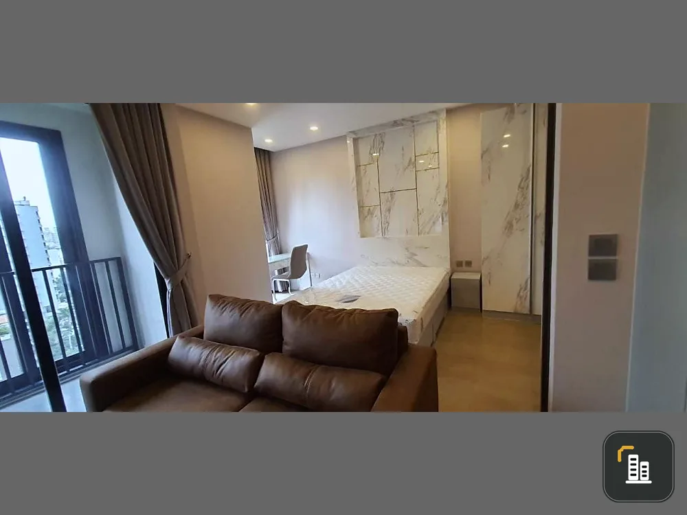 Condo for rent, Ashton Asoke, decorated with marble pattern built-ins, high floor, nice leather sofa, just come and move in.