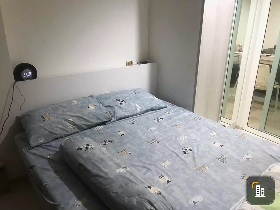 For sale: Aspire Erawan, 8th floor, fully furnished. The room is divided into proportions. Stay and feel comfortable. Don't miss it. Hurry.