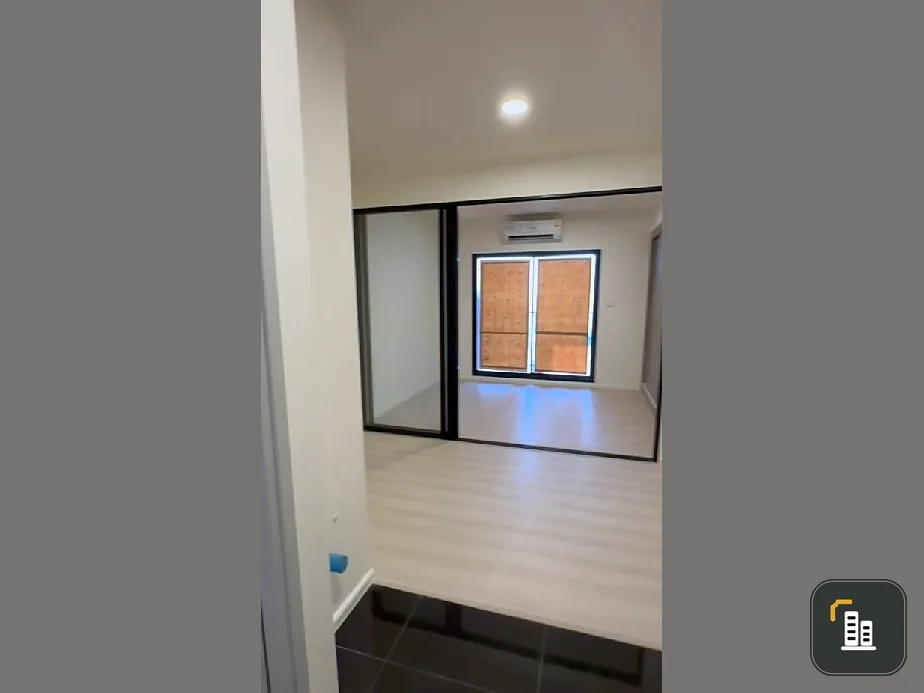 Condo down payment for sale, A Space Mega 2, 1 bedroom, 1 bathroom, 24th floor, affordable price. Hurry and become the owner.