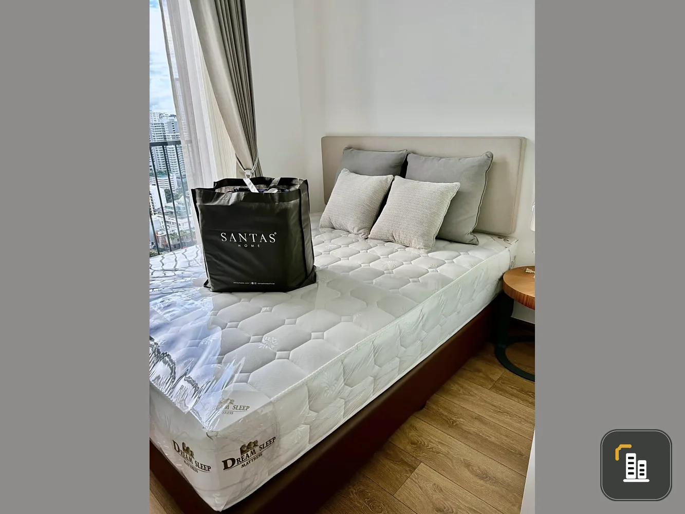 For rent: Noble B Sukhumvit 33, very nice room, high floor, well furnished. If you want to just look, hurry and reserve now.