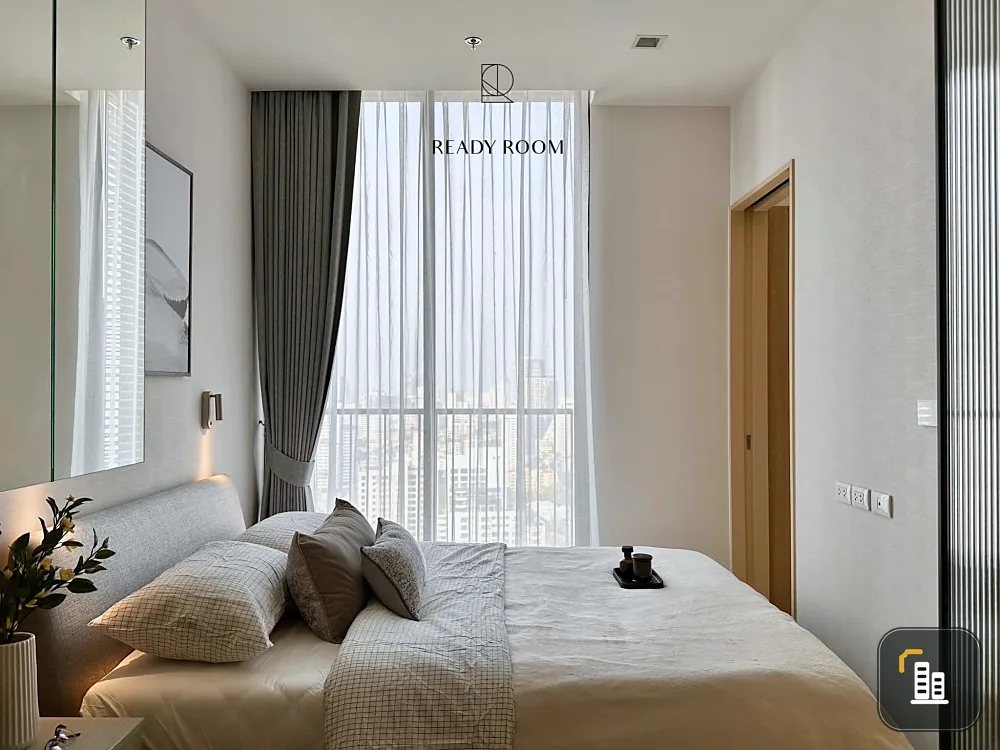 Condo for rent, Noble State 39, decorated room, ready to move in, white tone, pleasing to the eye, affordable price, come and reserve now.