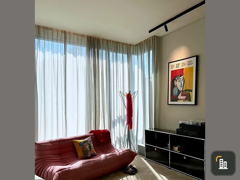 For sale: The Bangkok Thonglor, 12th floor, spacious room, well decorated. Awesome furniture, don't miss it.
