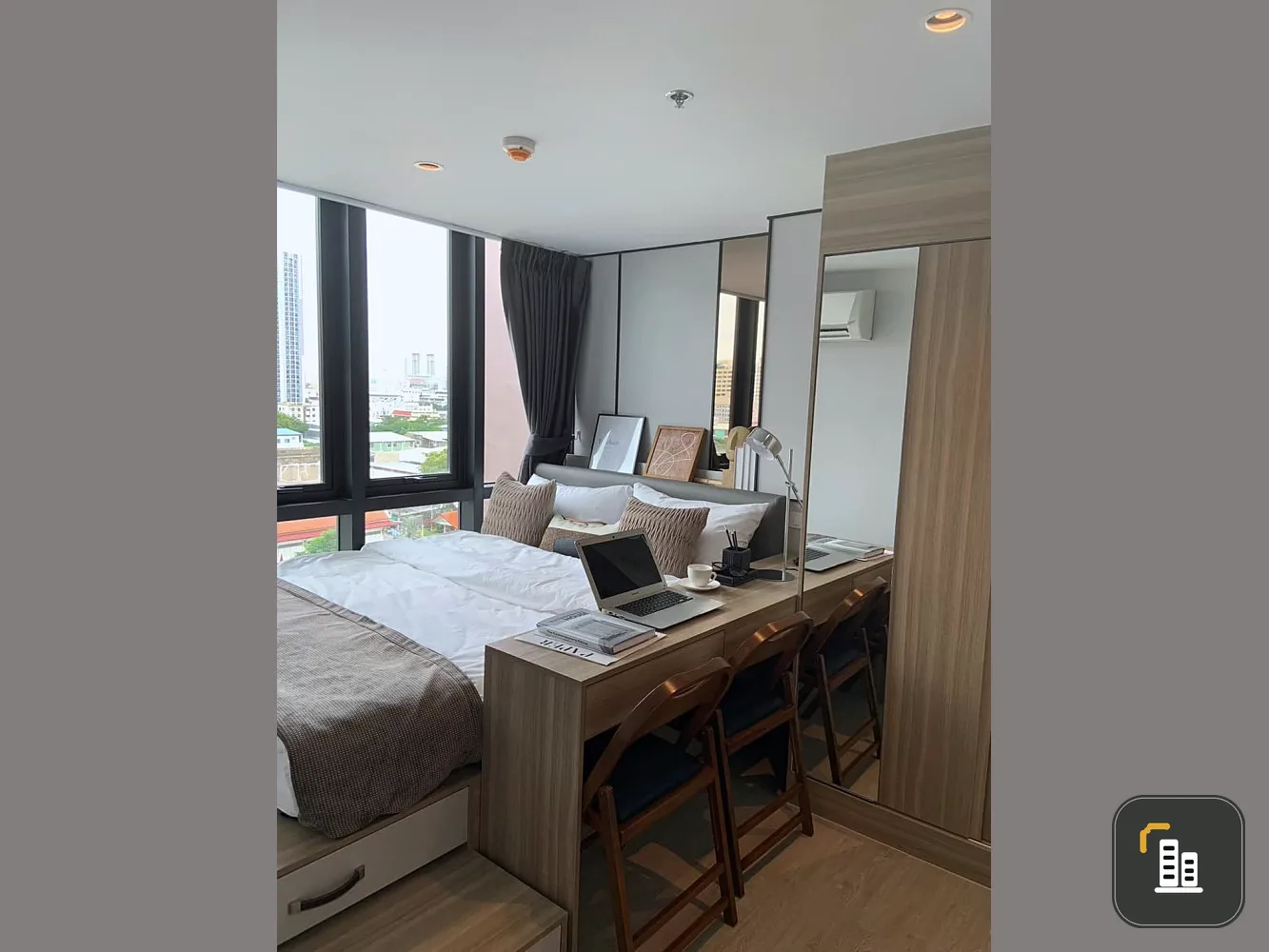 For sale Altitude Unicorn Sathon-Thapra, 20th floor, beautiful city view, DUPLEX room, nicely decorated Buit-In, book now.
