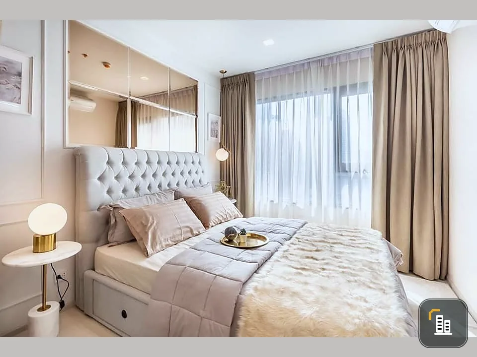 For rent, life one wireless, 22nd floor, Central Embassy view, very beautifully decorated room, exactly as described. If anyone is interested, hurry a