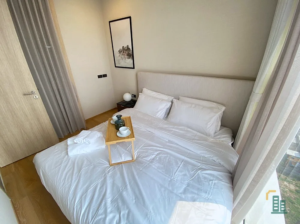 Condo for rent, Siamese Exclusive Sukhumvit 42, high floor, good view, beautiful room, good location, convenient travel, urgent.