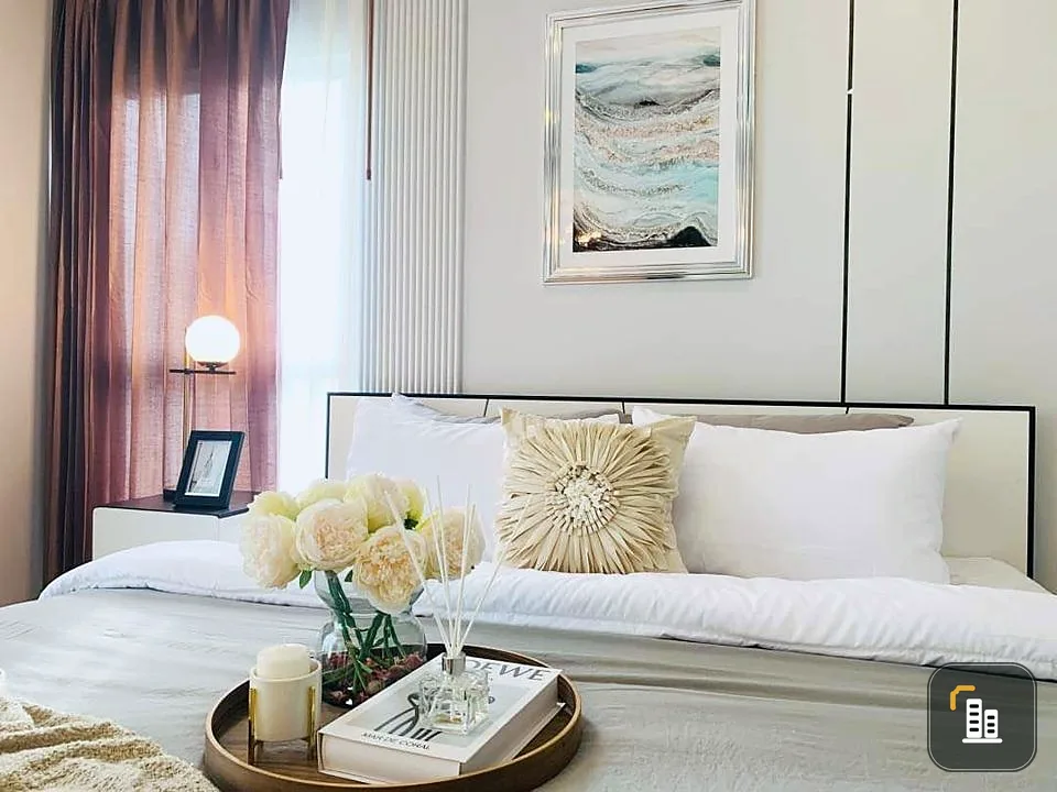 Condo for sale, Tourmaline (Gold), Sathorn-Taksin, 4th floor, open and comfortable view. The room is beautifully decorated. Book now, very worthwhile.