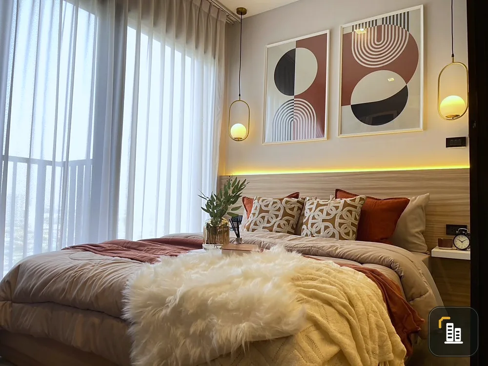 Condo for sale, The Politan Rive, north balcony. View of the Chao Phraya River, near MRT Phra Nang Klao Bridge.