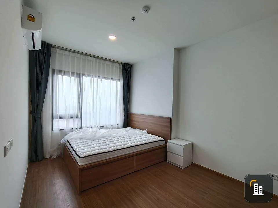 For rent, The Live In Phetkasem 37, open and airy view. Fully furnished You can just come in and stay.