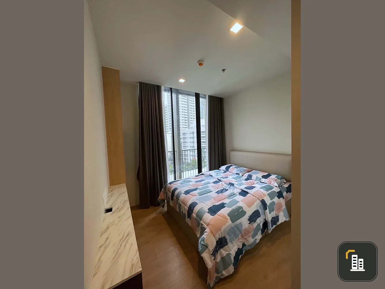 For rent: Noble Around Sukhumvit 33, room ready to move in. Simple decoration, very comfortable to sleep, good price, don't miss out on booking.