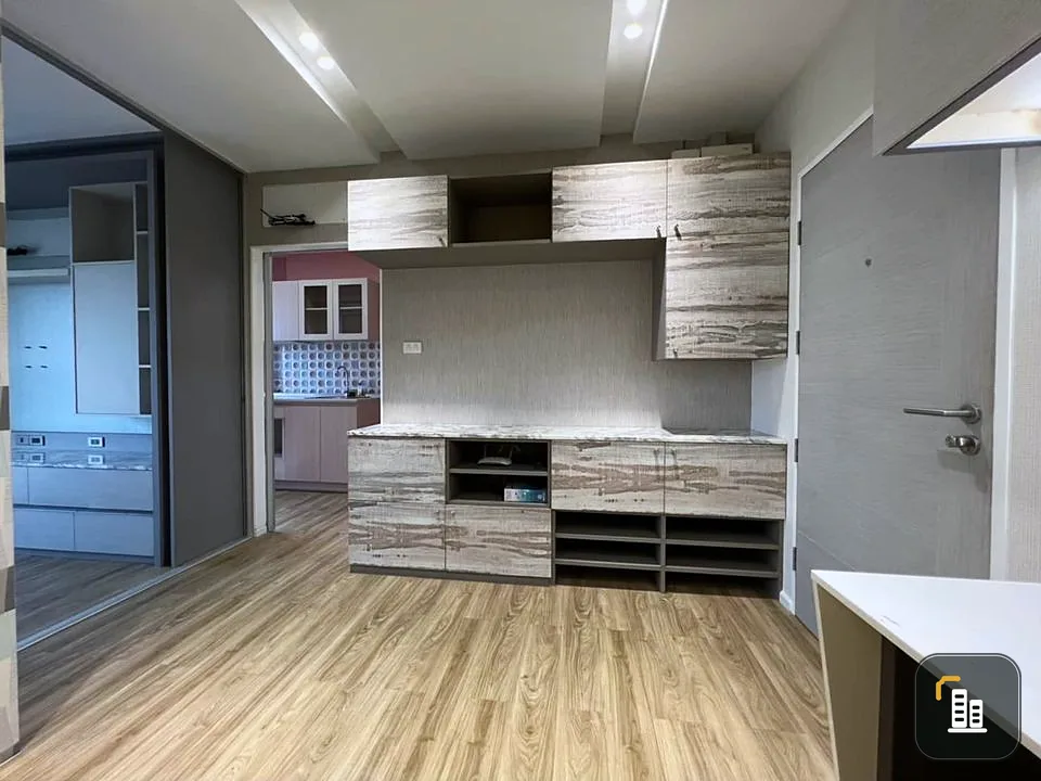 For sale or rent Izzy Condo Suksawat. Built-in looks good. Hurry and bring your bags. If you miss it, you'll regret it.