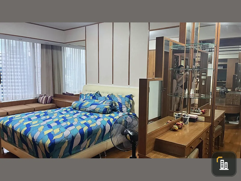 For sale: All Season Mansion, high floor, good view, fully furnished. Complete set of electrical appliances. Nice place to stay. Don't miss out on boo