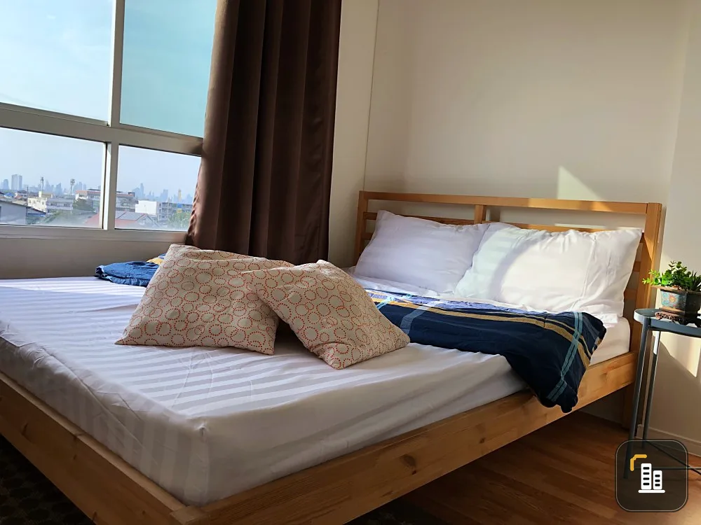 For sale Lumpini Ville Sukhumvit 76–Bearing, room ready to move in. Good furniture Don't postpone past booking.