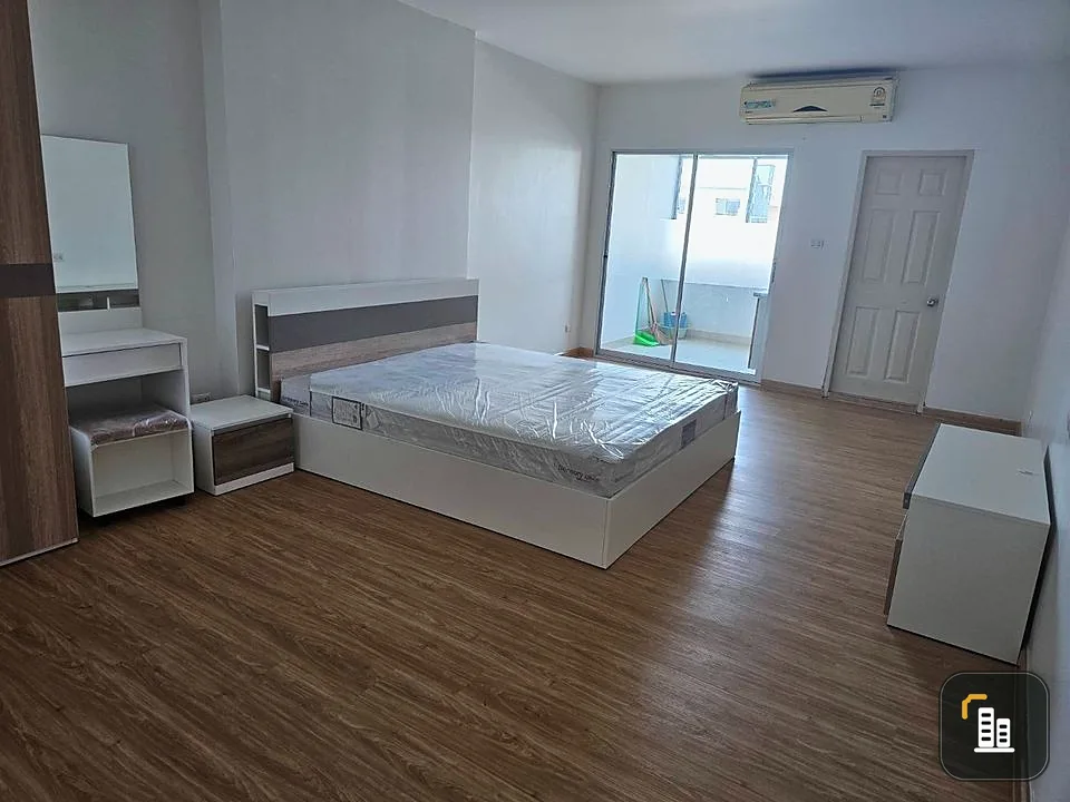 For sale, for rent!! Condo Supalai Park Srinakarin, studio room, fully furnished, good price. If interested, reserve now!!