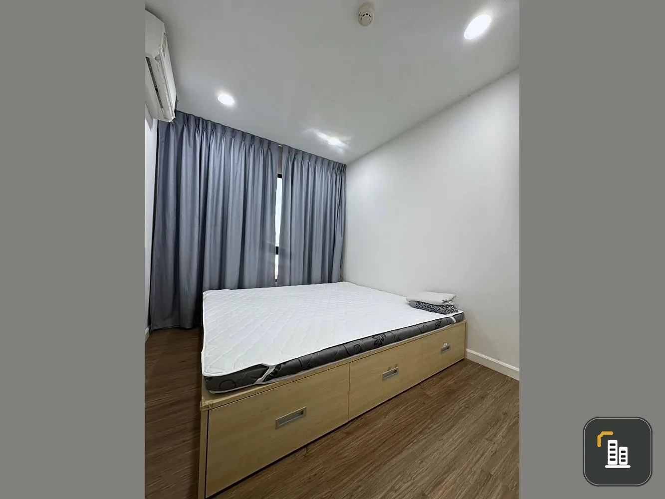 For sale: I Condo Sukhumvit 105, 6th floor, separated room. Complete facilities If you miss it, you'll regret it.